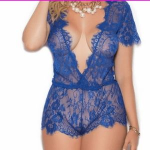 Plus size lingerie